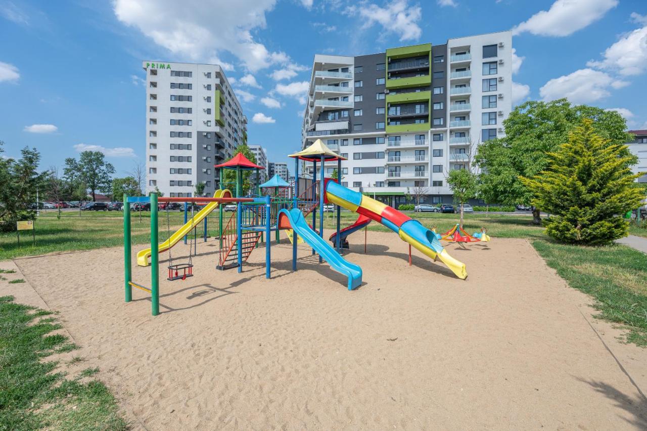 Апартаменти Km Flats Орадя Екстер'єр фото