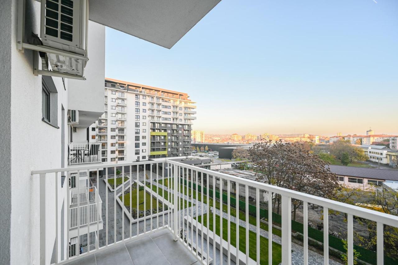 Апартаменти Km Flats Орадя Екстер'єр фото